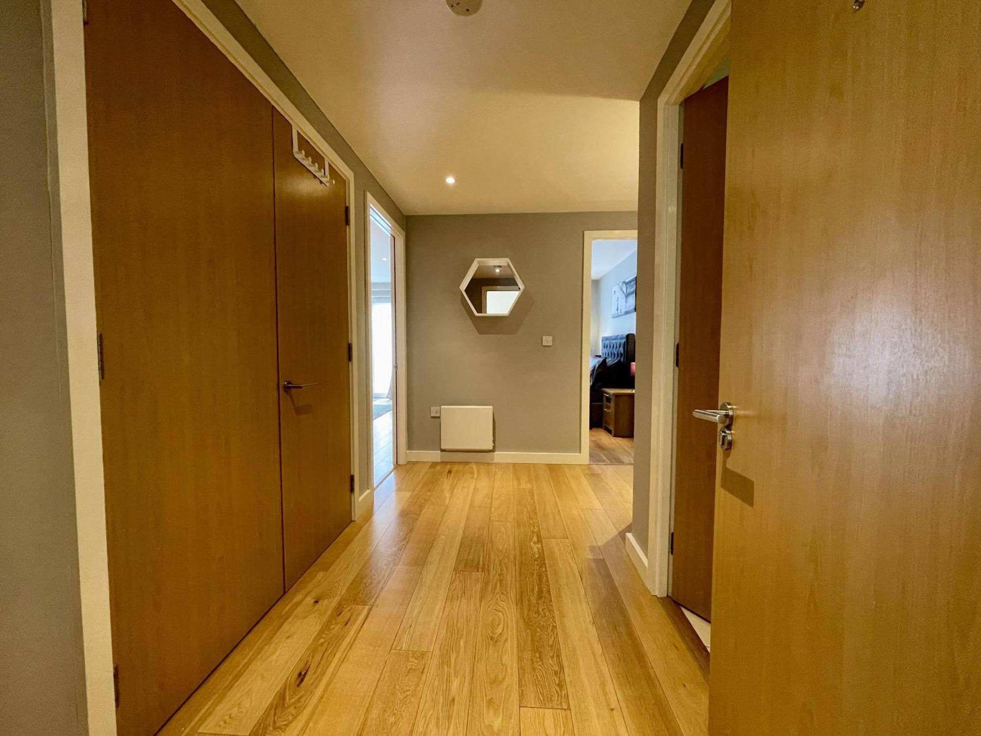 Stunning 2-Bed Town Centre Apartment - Hosted By Hutch Lifestyle Leamington Spa Exterior foto